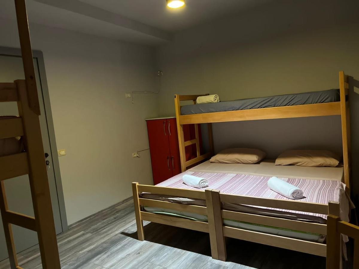 The Rooftop Hostel Shkoder Room photo